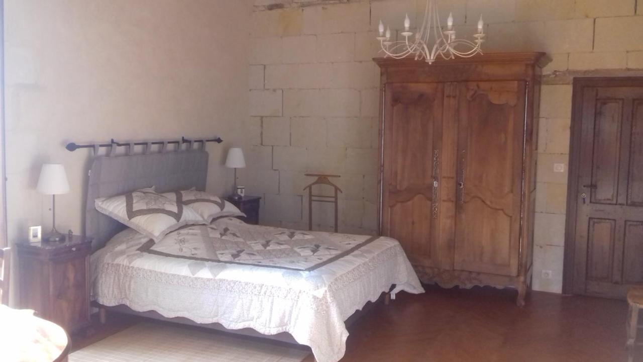 Bed and Breakfast Manoir De La Fontaine Du Chene Coutures  Exterior foto